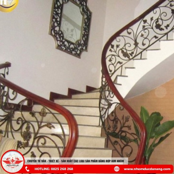 Cầu Thang Nhôm Đúc AK-CT010