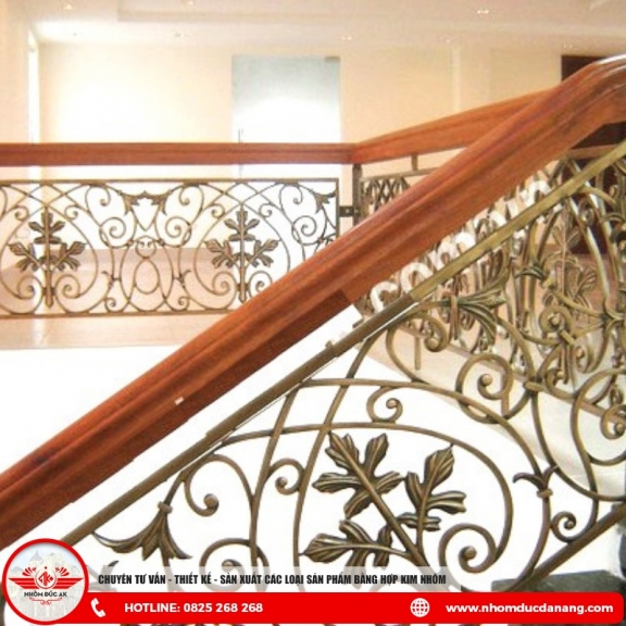 Cầu Thang Nhôm Đúc AK-CT004